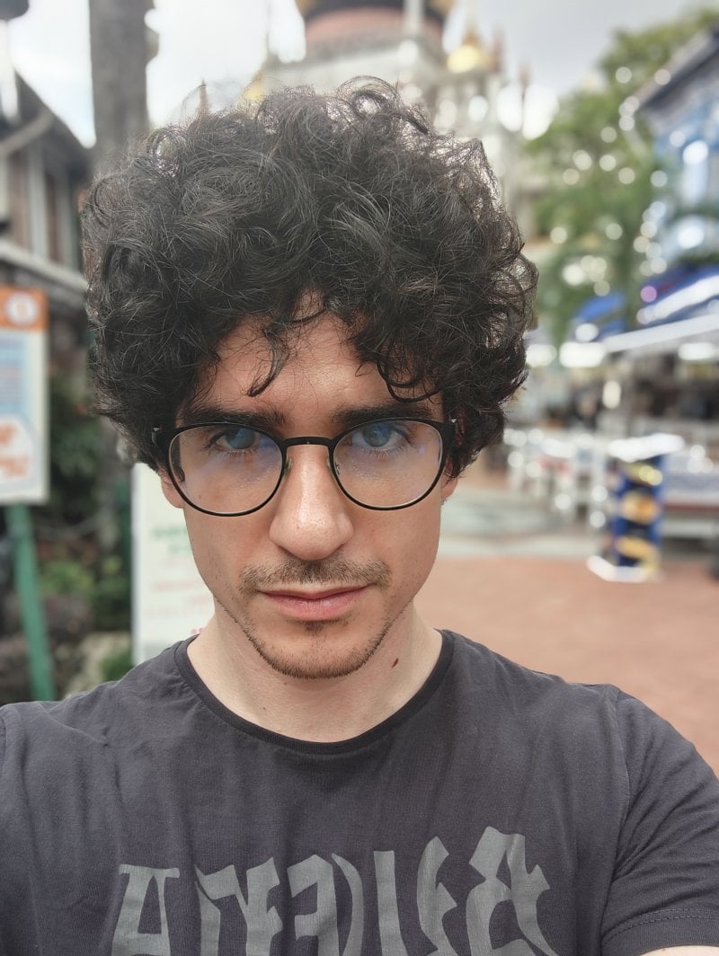 Selfie scattato in modalità ritratto