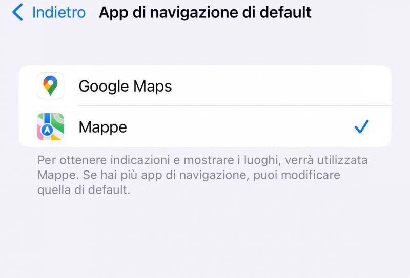 La schermata dove si potrà cambiare l'app di navigazione predefinita su iOS