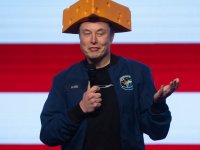 Elon Musk è stato sconfitto all'inizio di Path of Exile 2 in diretta streaming