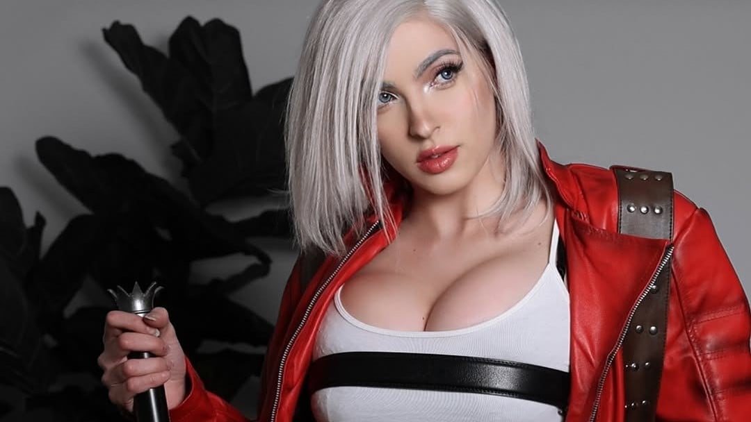 Missbrisoloのコスプレの女性ダンテは魅力的であり、Devil May Cryで彼をユニークにするものを失うことはありません