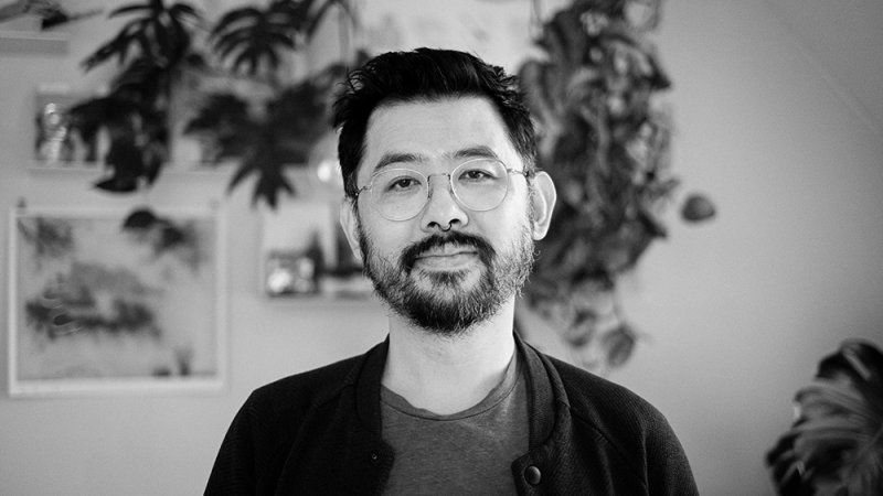 Erwin Kho nasce come graphic designer e illustratore, ma la sua passione per i videogiochi l'ha portato a lavorare su Cocoon Erwin Kho nasce come graphic designer e illustratore, ma la sua passione per i videogiochi l'ha portato a lavorare su Cocoon