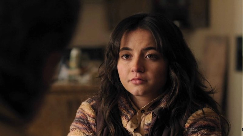 Anche il personaggio di Dina viene presentato con estrema abilità nella prima puntata Anche il personaggio di Dina viene presentato con estrema abilità nella prima puntata