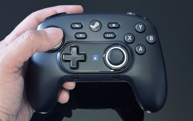 Horipad for Steam è comodo da impugnare