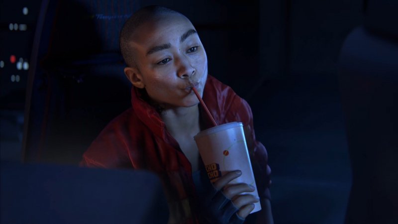 In questa seconda puntata si rivede anche Tati Gabrielle, nei panni di Nora, che sta collaborando con Naughty Dog in Intergalactic, di cui potete vedere qui un'immagine tratta dal trailer presentato qualche mese fa