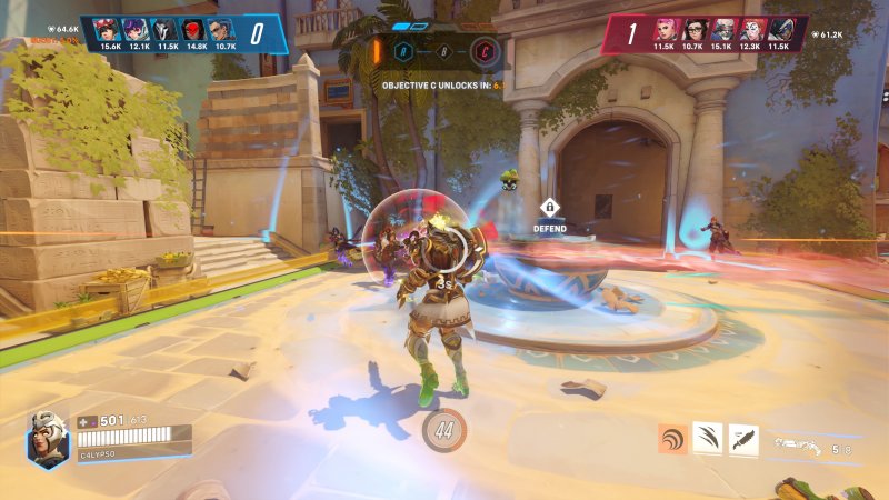 Giocare a Overwatch in terza persona mette le cose sotto un'altra prospettiva, ma si può sempre tornare alla prima se l'effetto è troppo straniante