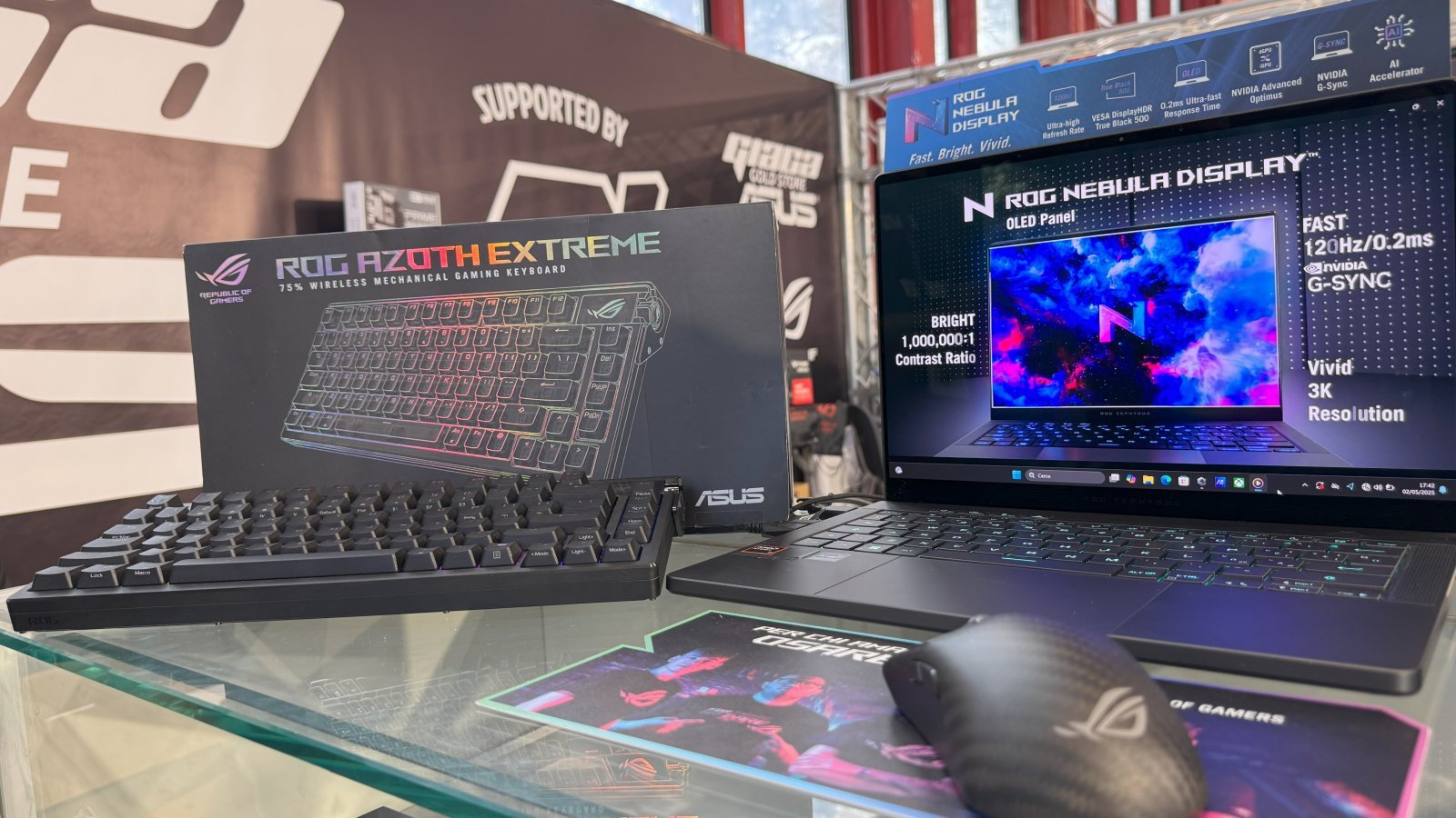 Una foto direttamente dallo stand di Asus ROG al Comicon di Napoli