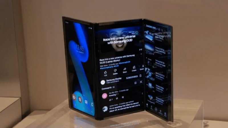 Samsung Galaxy G Fold (immagine puramente indicativa) Samsung Galaxy G Fold (immagine puramente indicativa)