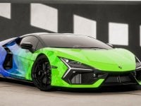 Forza Horizon 5 festeggia il lancio su PS5 con una Lamborghini che omaggia sia Xbox che PlayStation