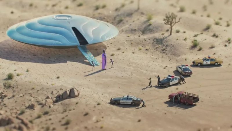 Ancora una volta dei Mini uomini alle prese con la fine del mondo in Love, Death & Robots, questa volta è tutta colpa degli alieni