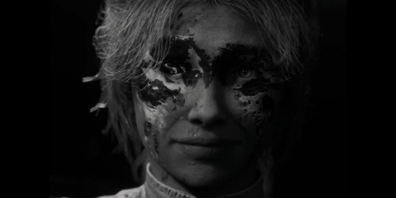 Maelle completamente posseduta dal suo stesso potere nel finale del gioco