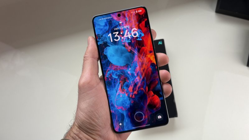 Il display è molto buono ed estremamente luminoso