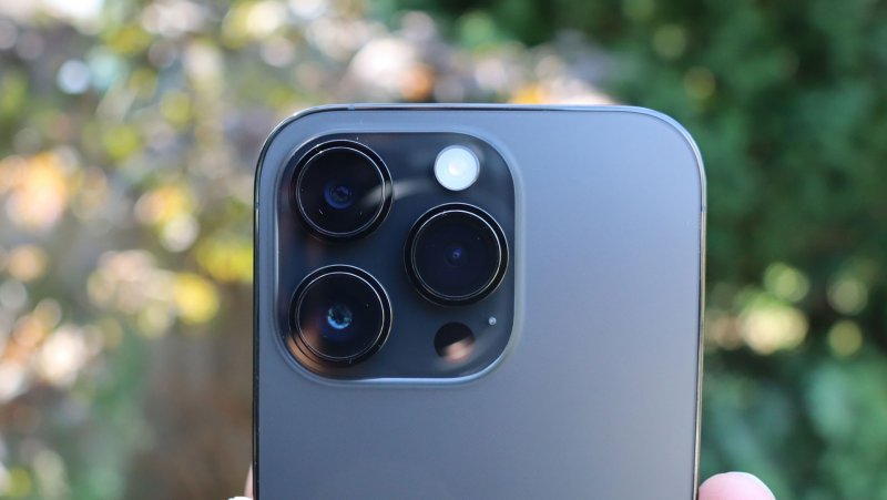 La fotocamera posteriore di iPhone (immagine indicativa) La fotocamera posteriore di iPhone (immagine indicativa)