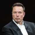 Scontro sulla privacy: Elon Musk attacca WhatsApp e la piattaforma risponde alle accuse definendole false