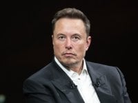 X: Elon Musk lancia xChat, tante novità per la messaggistica in app