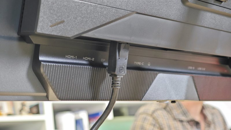 La selezione di ingressi sul monitor GIGABYTE MO27Q2 è nella media