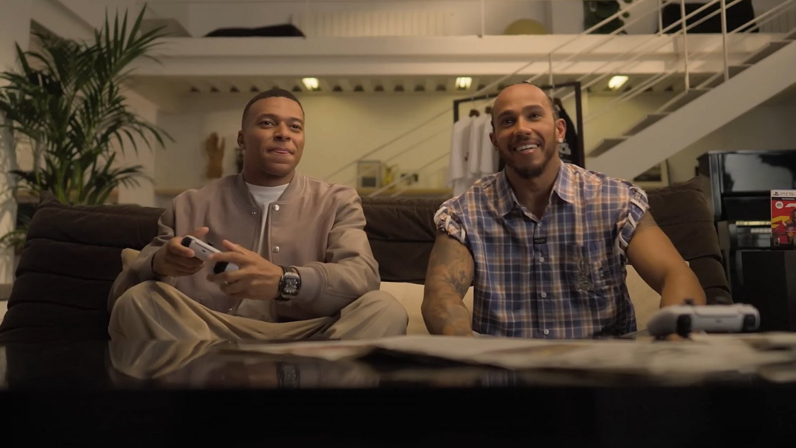 Mbappé e Hamilton alle prese con EA Sports F1 25