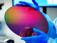 NVIDIA potrebbe tagliare la produzione delle RTX 50 per fare spazio ai chip per l'intelligenza artificiale