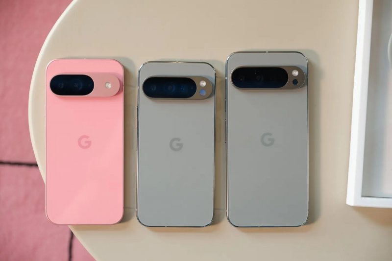 Nuova serie Google Pixel 10