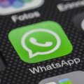 Falla di sicurezza su WhatsApp per Android: un errore nel sistema permette di guardare le foto private