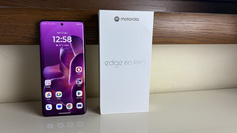 La batteria da 6000 mAh è un bel salto in avanti