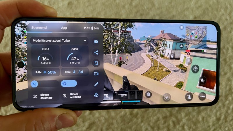 La modalità Giochi di Motorola Razr 60 Ultra è più che adeguata La modalità Giochi di Motorola Razr 60 Ultra è più che adeguata