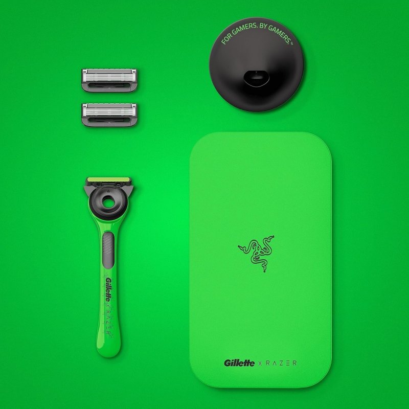 Rasoio Gillette X Razer e custodia da viaggip Rasoio Gillette X Razer e custodia da viaggip