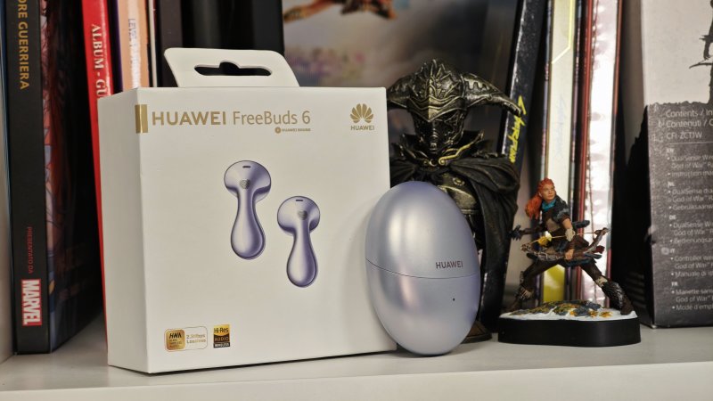 Huawei Freebuds 6 con la confezione di vendita