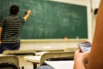 Nuove regole per gli studenti delle superiori: divieto assoluto di utilizzo dello smartphone a scuola - Notizia