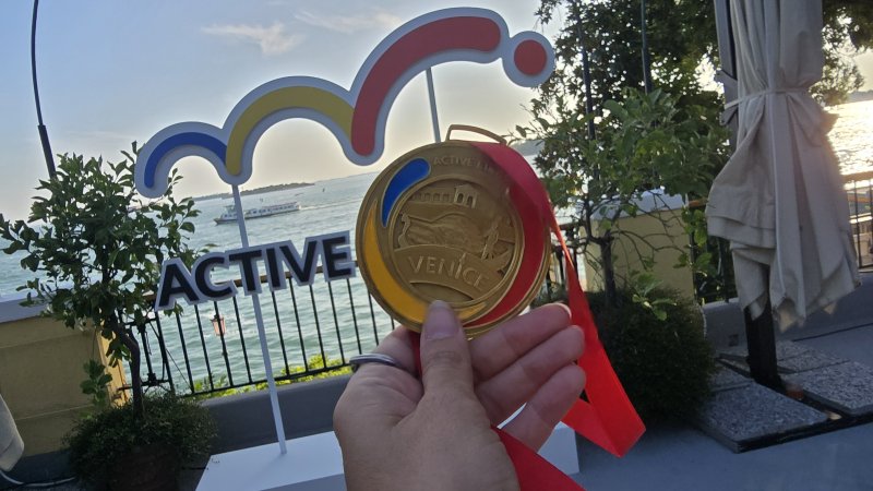 Siamo stati bravissimi e abbiamo anche vinto una medaglia.. vera! Siamo stati bravissimi e abbiamo anche vinto una medaglia.. vera!