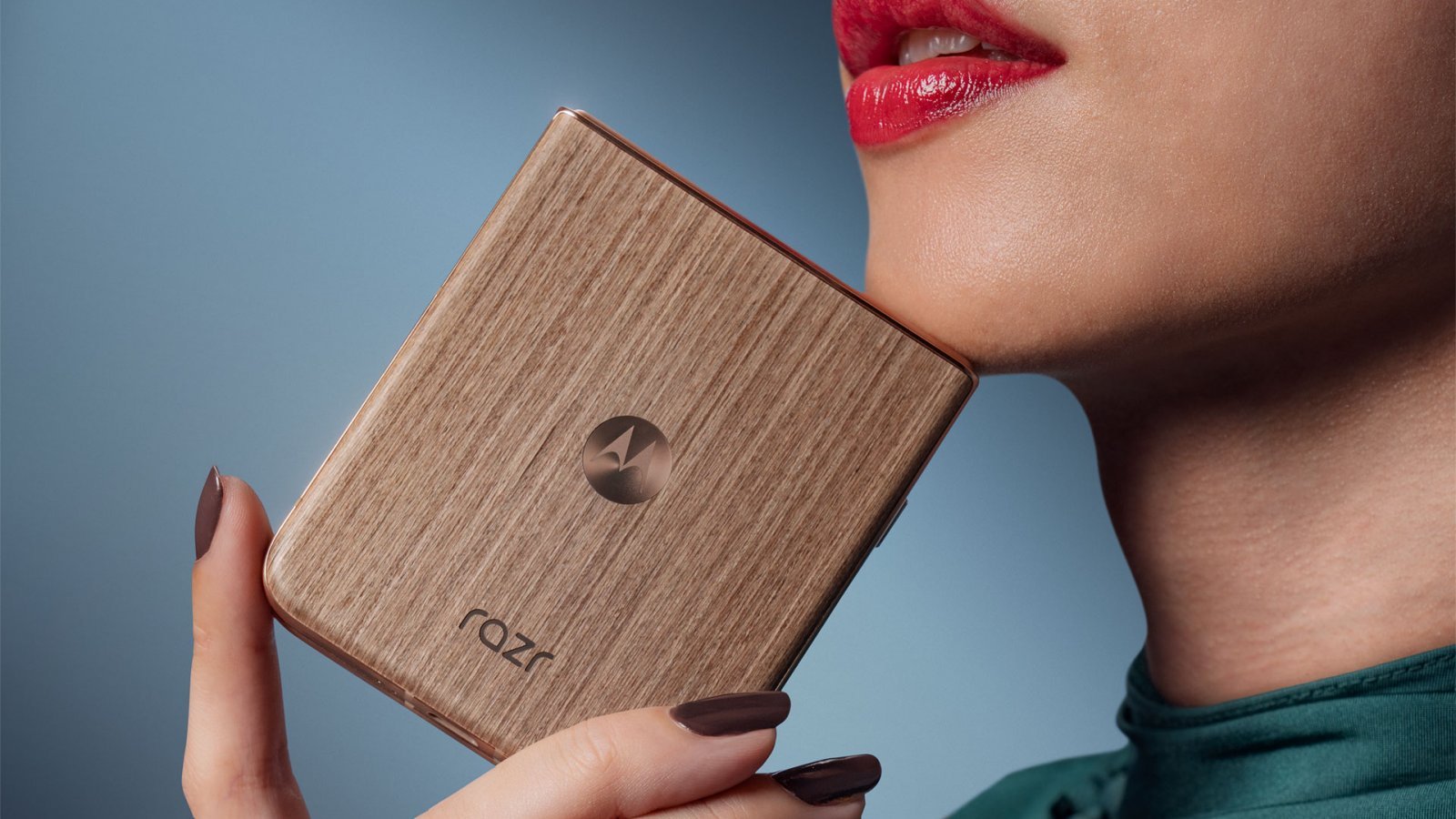 Motorola Razr 60 Ultra è il nuovo smartphone Android pieghevole