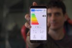 L'etichetta energetica per gli smartphone è obbligatoria da oggi: cosa cambia e come leggerla - Notizia