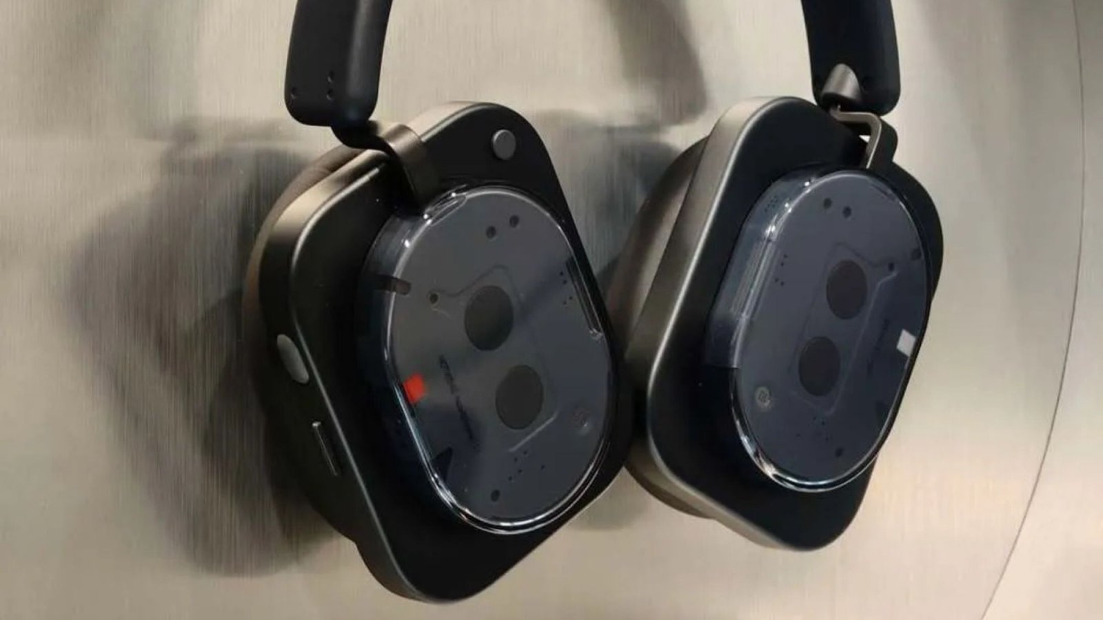 Nothing Headphone (1)