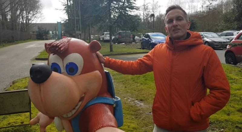 Gregg Mayles con Banjo