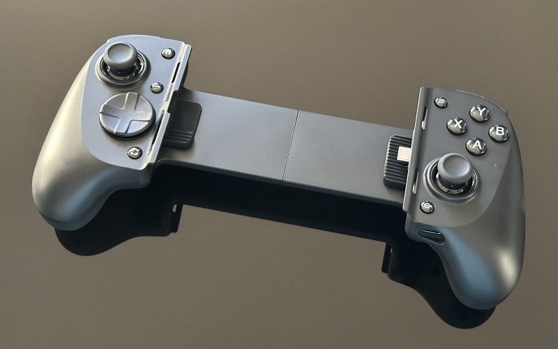 Il Razer Kishi V3 Pro senza alcun dispositivo collegato