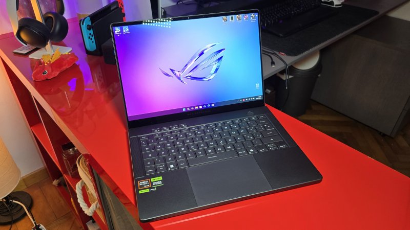 ROG Zephyrus G14 2025 porta in dote l'accoppiata AMD Ryzen AI 9 HX 370 e NVIDIA GeForce RTX 5080 Laptop ROG Zephyrus G14 2025 porta in dote l'accoppiata AMD Ryzen AI 9 HX 370 e NVIDIA GeForce RTX 5080 Laptop