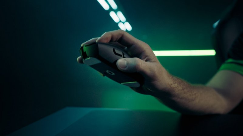 Il nuovo mouse Razer DeathAdder V4 Il nuovo mouse Razer DeathAdder V4