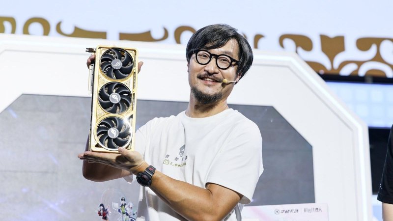 RTX 5090 ROG Astral Real Gold Edition RTX 5090 ROG Astral Real Gold Edition
