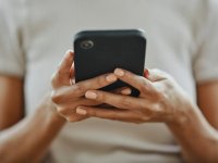 Google Search introduce l’IA che chiama le attività commerciali al posto degli utenti