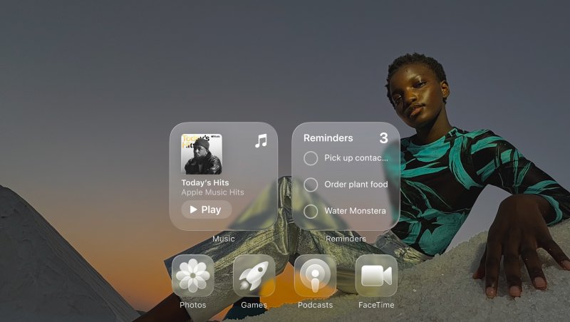 Un'immagine promozionale di iOS 26 Un'immagine promozionale di iOS 26