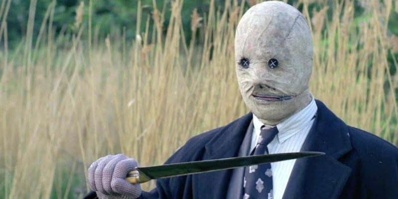 In seguito Clive Barker dirigerà anche Cabal, dove il regista David Cronenberg interpreta un serial killer malvagio