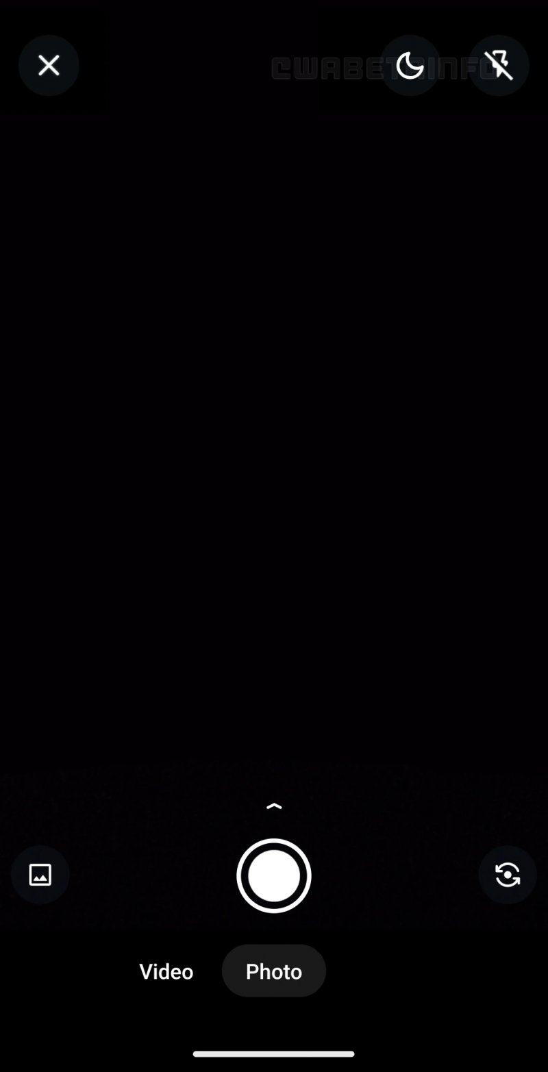 L'interfaccia della modalità notte nella fotocamera integrata nell'app WhatsApp per Android (fonte: wabetainfo)