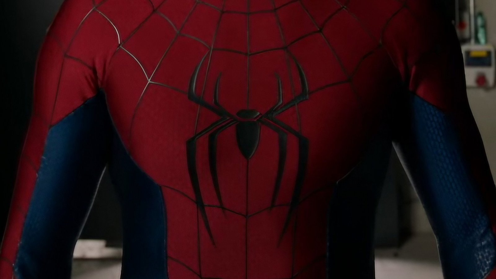 Il nuovo logo del ragno sul costume di Spider-Man