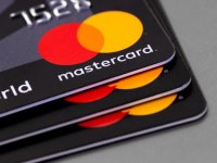 Steam smentisce Mastercard: ha effettuato pressioni perché alcuni giochi venissero rimossi