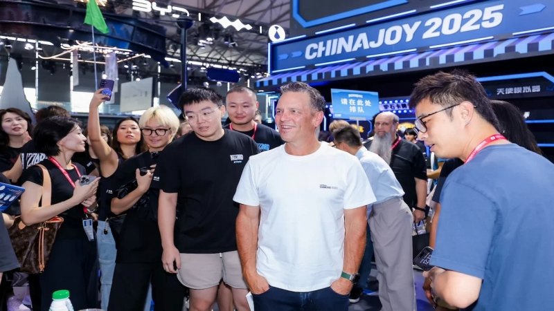 La presenza dei più alti funzionari della divisione gaming di Microsoft al China Joy è un segnale forte per l'intera industria La presenza dei più alti funzionari della divisione gaming di Microsoft al China Joy è un segnale forte per l'intera industria