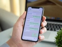 WhatsApp: tornano le spunte blu a prescindere dai temi, test avviati per iOS e Android