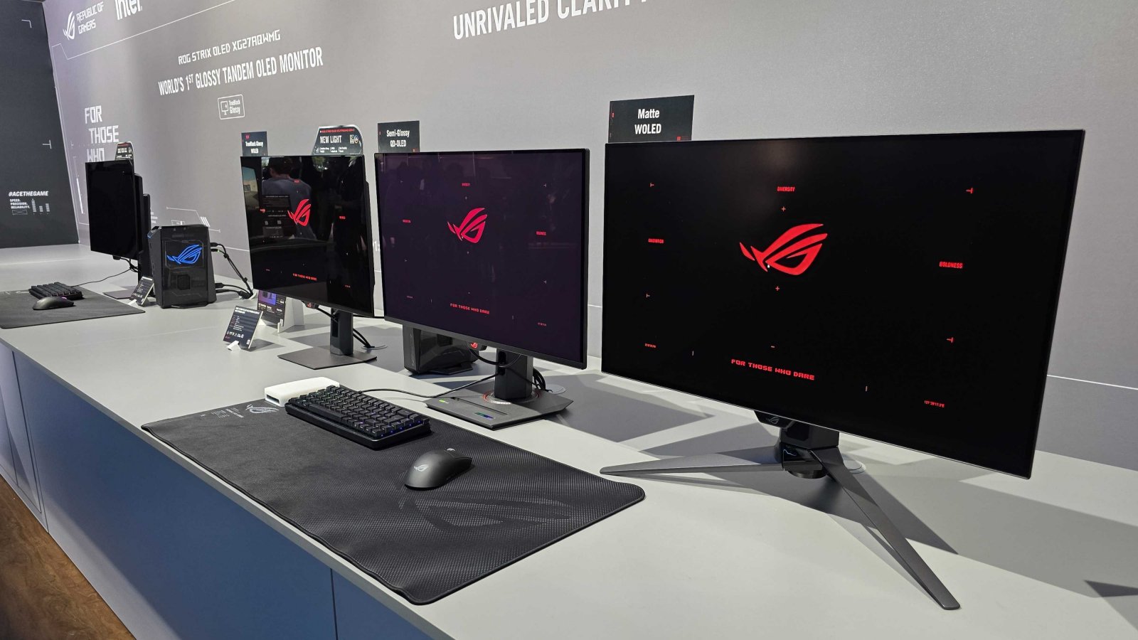 I monitor OLED ASUS ROG
