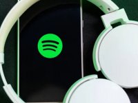 Spotify dichiara guerra a ReVanced: stretta sui trucchi per sbloccare Premium