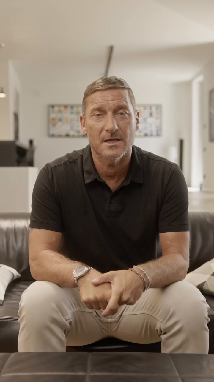 EA Sports FC 26 - Video messaggio di Totti alla community