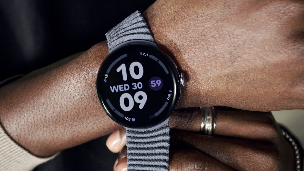 Pixel Watch 4: prezzo e specifiche dello smartwatch Google con display Actua 360 e funzioni di salute avanzate