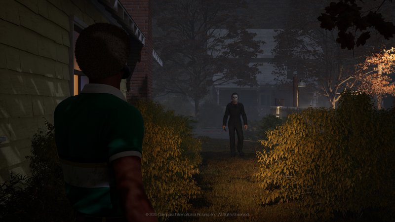 Come un serpente a sonagli, Michael Myers studia la sua prossima vittima